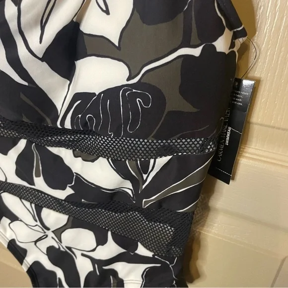 Carmen Marc Valvo One Shoulder One Piece Swimsuit, Women's Size 8 NEW MSRP $106 - Picture 3 of 7